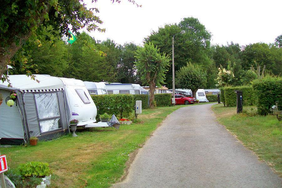 Camping Le Cheslé Namur - Vogenée visuel 2/2 Camping Le Cheslé Namur - Vogenée visuel 2/2