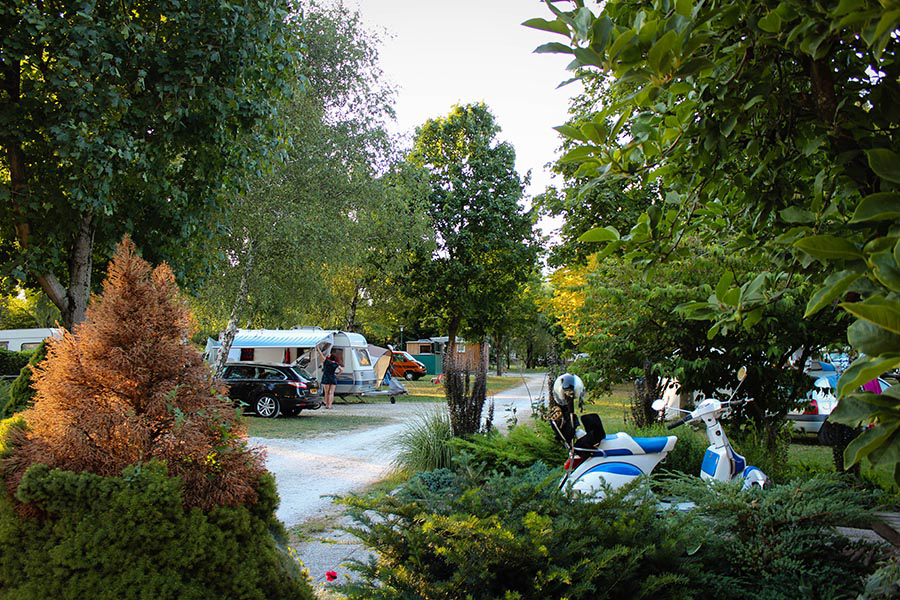 Camping Resnik Alta Carniola - Kamnik visuel 2/3