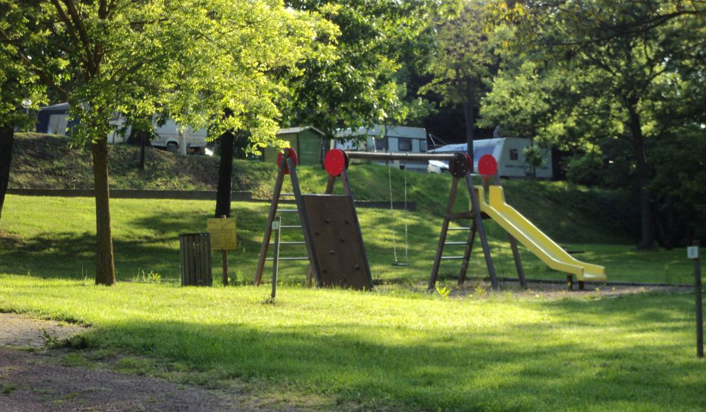 Camping de l'Orangerie Ródano-Alpes - Boën-sur-Lignon visuel 2/4