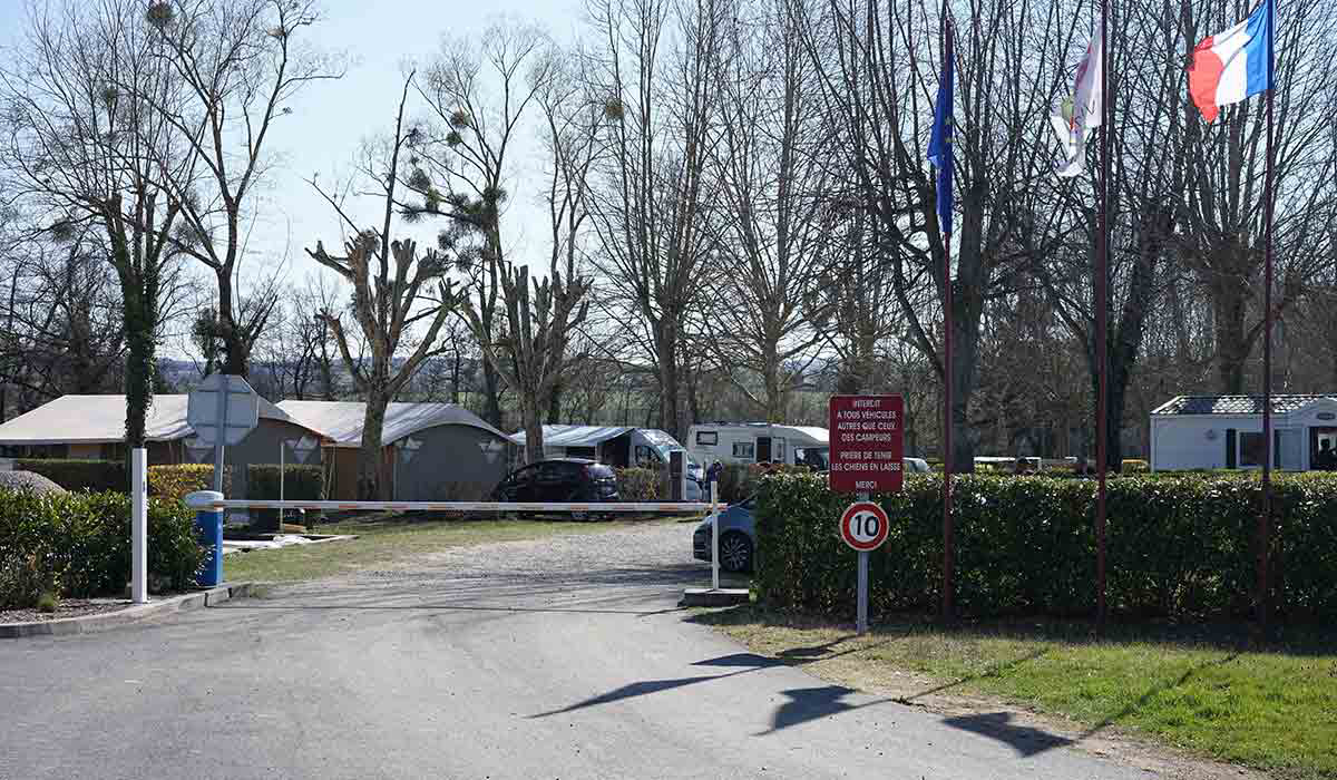 Camping des Nières Auvernia - Ébreuil visuel 3/5 Camping des Nières Auvernia - Ébreuil visuel 3/5