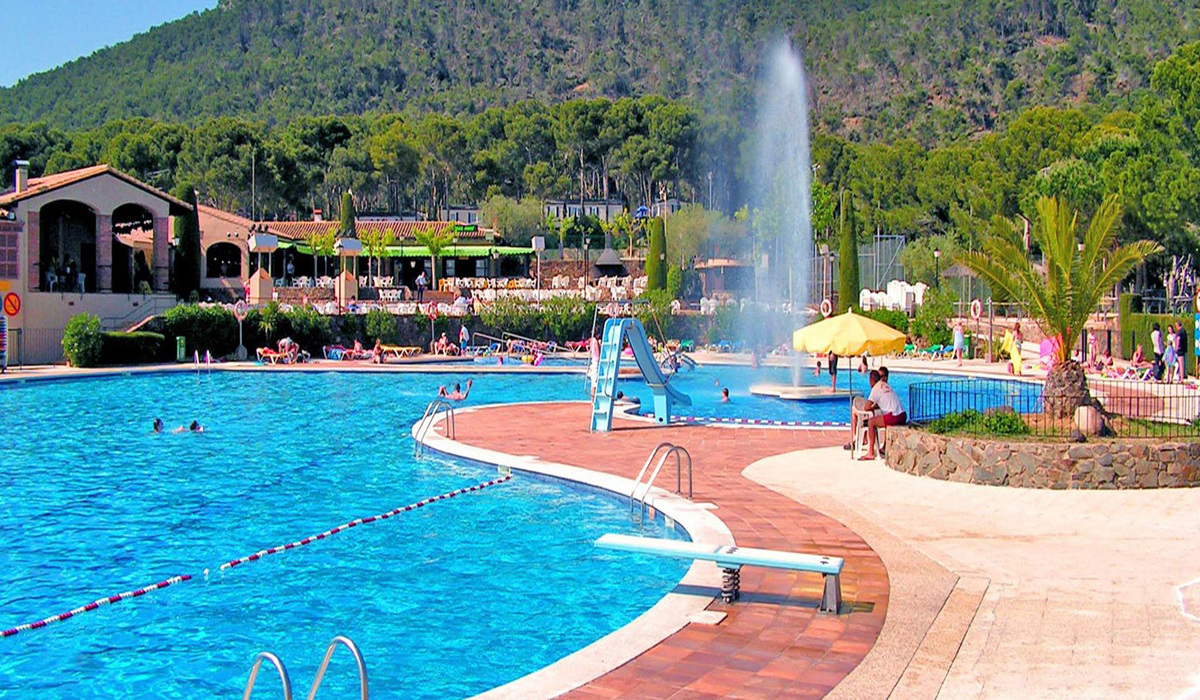 Castell Montgri Costa Brava - Estartit visuel 2/12 Castell Montgri Costa Brava - Estartit visuel 2/12