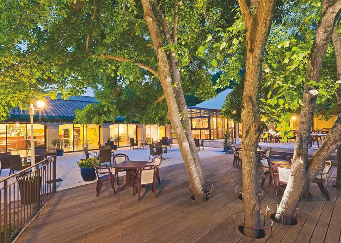 Chateau Laval Provenza-Alpes-Costa Azul - Gréoux-les-Bains visuel 3/29