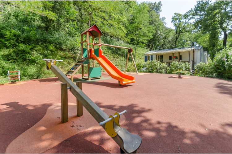 Château de Boisson Languedoc-Rosellón - Allegre les Fumades visuel 9/13 Château de Boisson Languedoc-Rosellón - Allegre les Fumades visuel 9/13