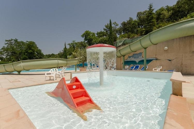 Château de Boisson Languedoc-Rosellón - Allegre les Fumades visuel 5/13 Château de Boisson Languedoc-Rosellón - Allegre les Fumades visuel 5/13