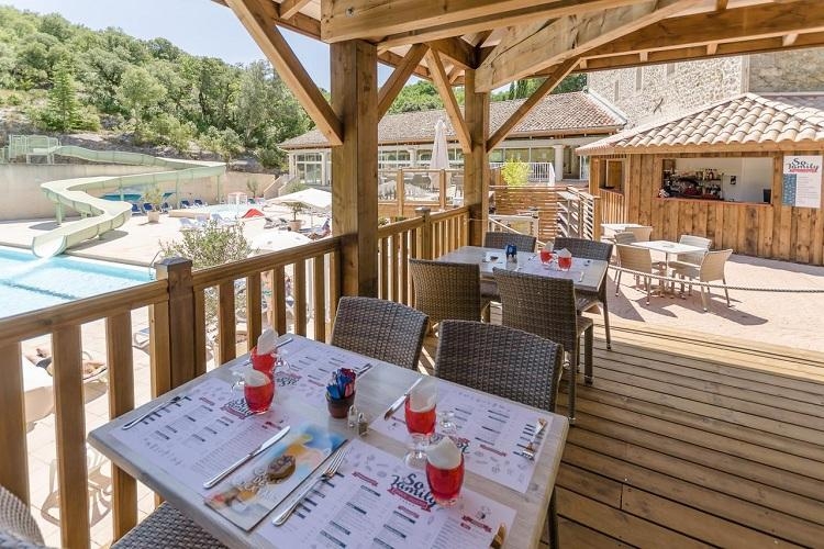 Château de Boisson Languedoc-Rosellón - Allegre les Fumades visuel 3/13 Château de Boisson Languedoc-Rosellón - Allegre les Fumades visuel 3/13