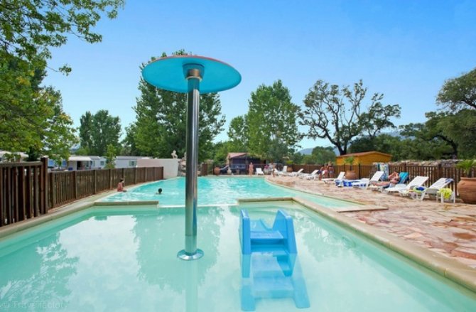 Cupulatta Córcega - Porto-Vecchio visuel 2/12 Cupulatta Córcega - Porto-Vecchio visuel 2/12