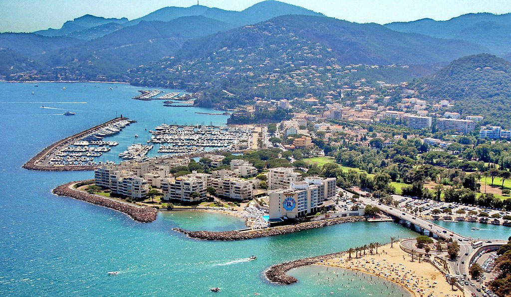 Côté Mer Provenza-Alpes-Costa Azul - Mandelieu-la-Napoule visuel 2/6 Côté Mer Provenza-Alpes-Costa Azul - Mandelieu-la-Napoule visuel 2/6