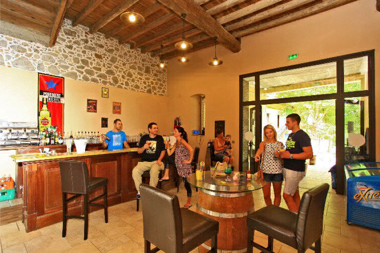 Domaine d'Arnauteille Languedoc-Rosellón - Montclar visuel 12/15 Domaine d'Arnauteille Languedoc-Rosellón - Montclar visuel 12/15