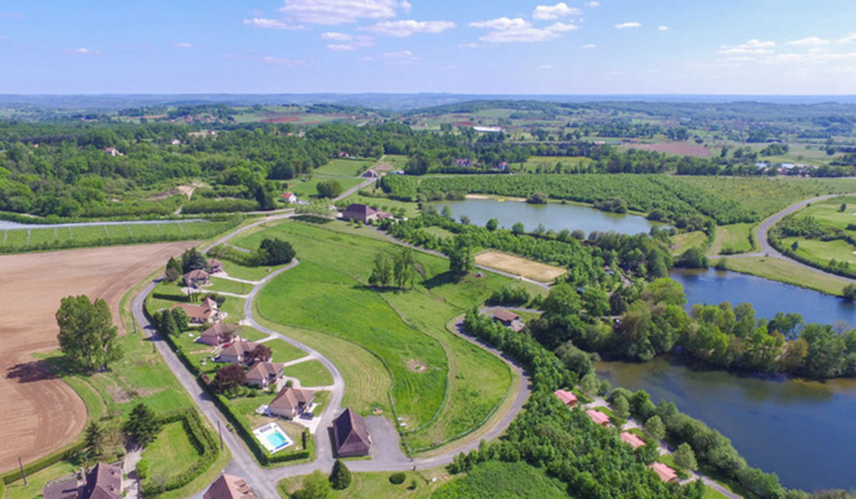 Essendieras Aquitania - Saint-Médard-d'Excideuil visuel 2/3 Essendieras Aquitania - Saint-Médard-d'Excideuil visuel 2/3