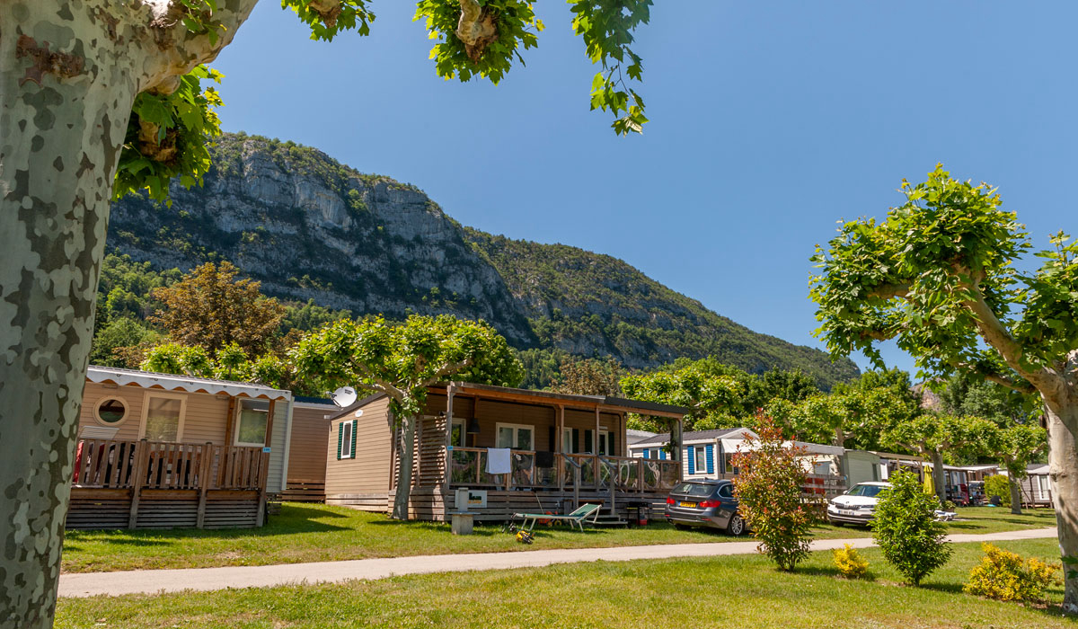 L'Idéal Ródano-Alpes - Lathuile visuel 9/32 L'Idéal Ródano-Alpes - Lathuile visuel 9/32