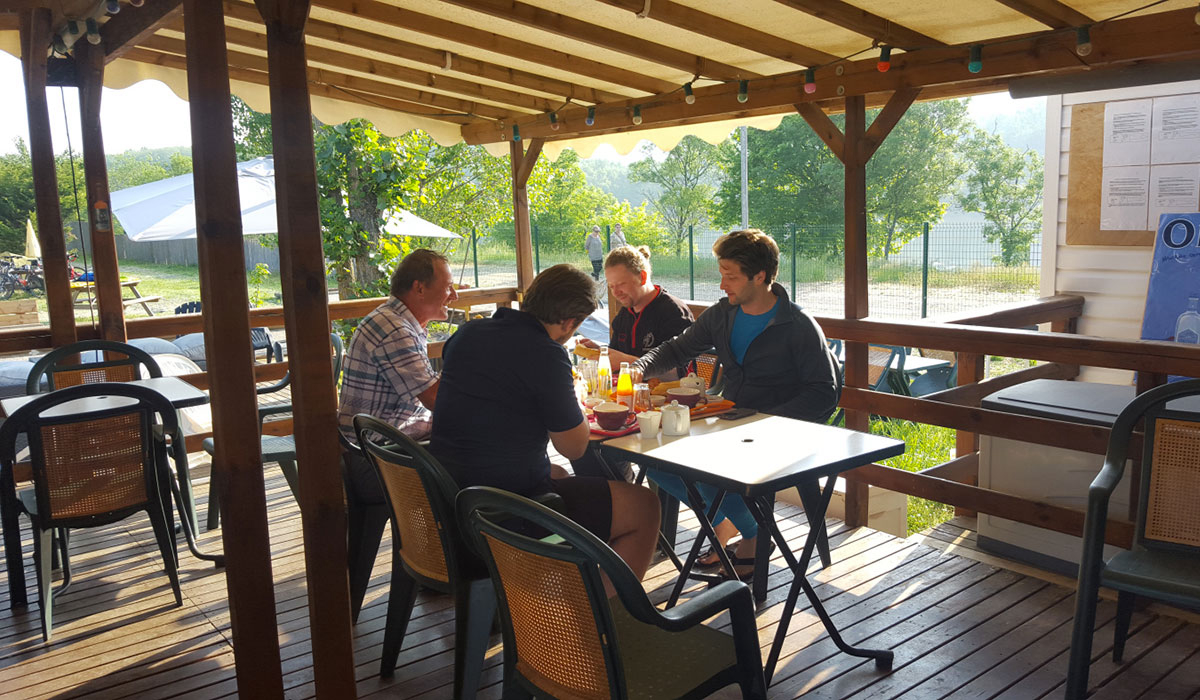 L'Ile des Pêcheurs Ródano-Alpes - Condrieu visuel 3/3 L'Ile des Pêcheurs Ródano-Alpes - Condrieu visuel 3/3