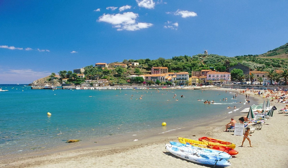 La Sardane Languedoc-Rosellón - Argelès-sur-Mer visuel 10/13 La Sardane Languedoc-Rosellón - Argelès-sur-Mer visuel 10/13