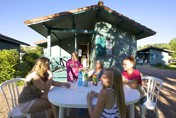 Le Lac des Sapins Ródano-Alpes - Cublize visuel 10/14 Le Lac des Sapins Ródano-Alpes - Cublize visuel 10/14
