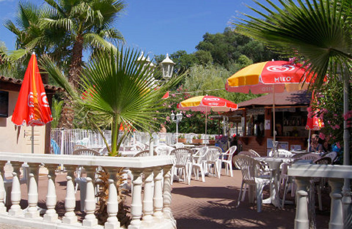 Le Parc des Monges Provenza-Alpes-Costa Azul - Auribeau-sur-Siagne visuel 21/27 Le Parc des Monges Provenza-Alpes-Costa Azul - Auribeau-sur-Siagne visuel 21/27