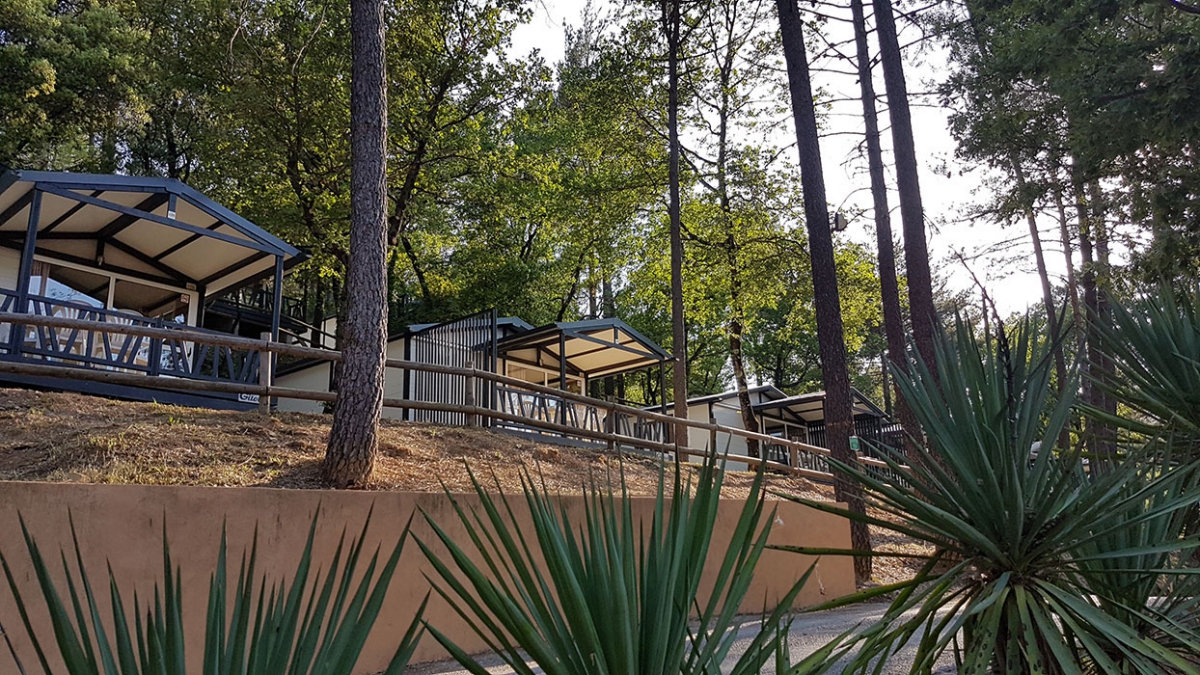 Le Ruou Provenza-Alpes-Costa Azul - Villecroze visuel 16/17 Le Ruou Provenza-Alpes-Costa Azul - Villecroze visuel 16/17