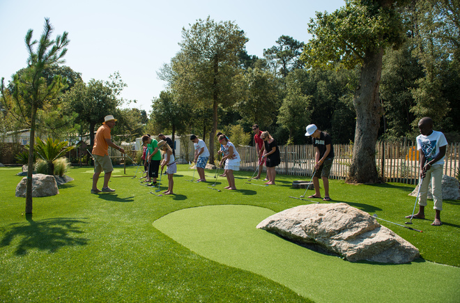 Les Dinosaures Países del Loira - Talmont-Saint-Hilaire visuel 18/18 Les Dinosaures Países del Loira - Talmont-Saint-Hilaire visuel 18/18