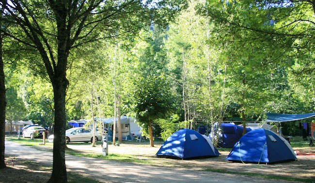 Les Gorges de l'Aveyron Mediodía-Pirineos - Saint-Antonin-Noble-Val visuel 13/14 Les Gorges de l'Aveyron Mediodía-Pirineos - Saint-Antonin-Noble-Val visuel 13/14