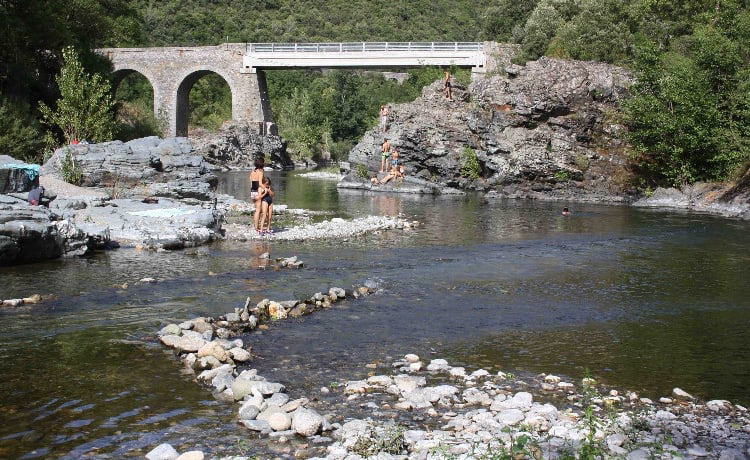 Les Gorges de l'Hérault Languedoc-Rosellón - Sumène visuel 4/12 Les Gorges de l'Hérault Languedoc-Rosellón - Sumène visuel 4/12