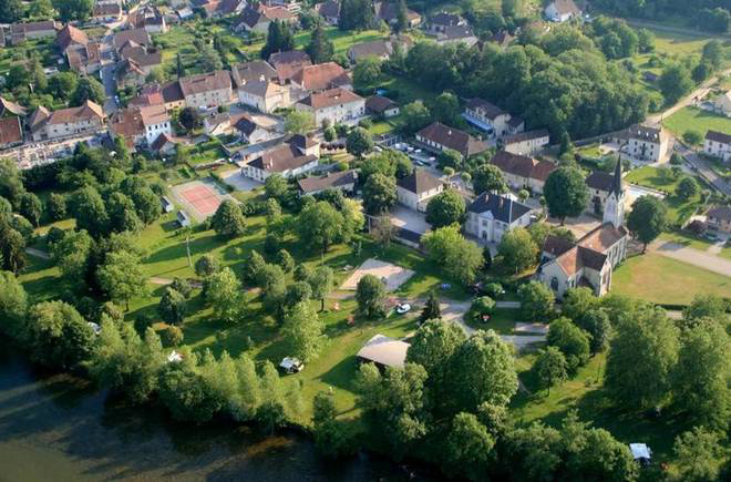 Les Radeliers Franco Condado - Port-Lesney visuel 2/4 Les Radeliers Franco Condado - Port-Lesney visuel 2/4