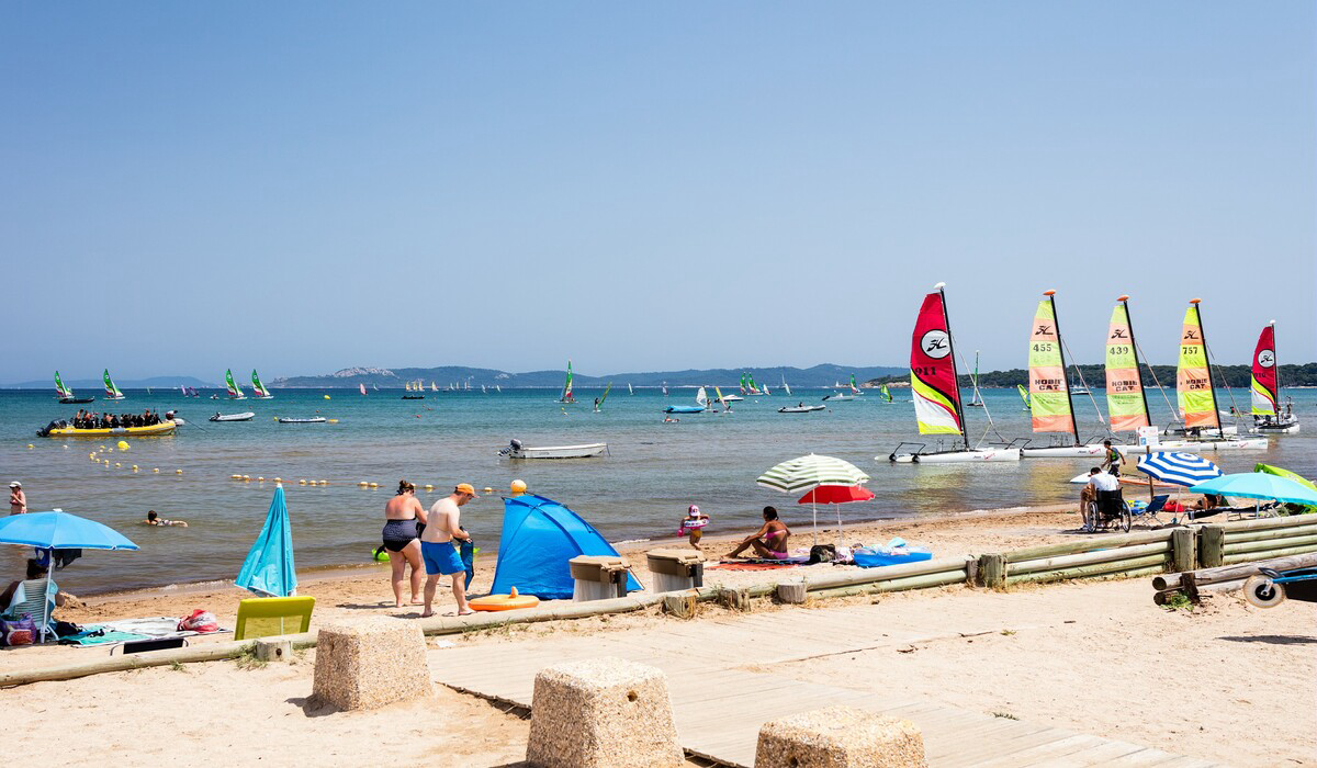 Port Pothuau Provenza-Alpes-Costa Azul - Hyères visuel 11/11 Port Pothuau Provenza-Alpes-Costa Azul - Hyères visuel 11/11