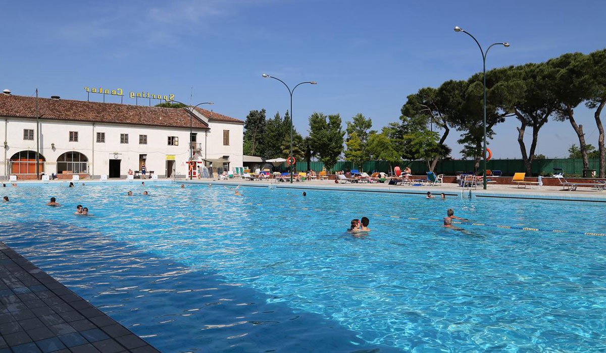 Sporting Center Véneto - Montegrotto Terme visuel 1/2 Sporting Center Véneto - Montegrotto Terme visuel 1/2
