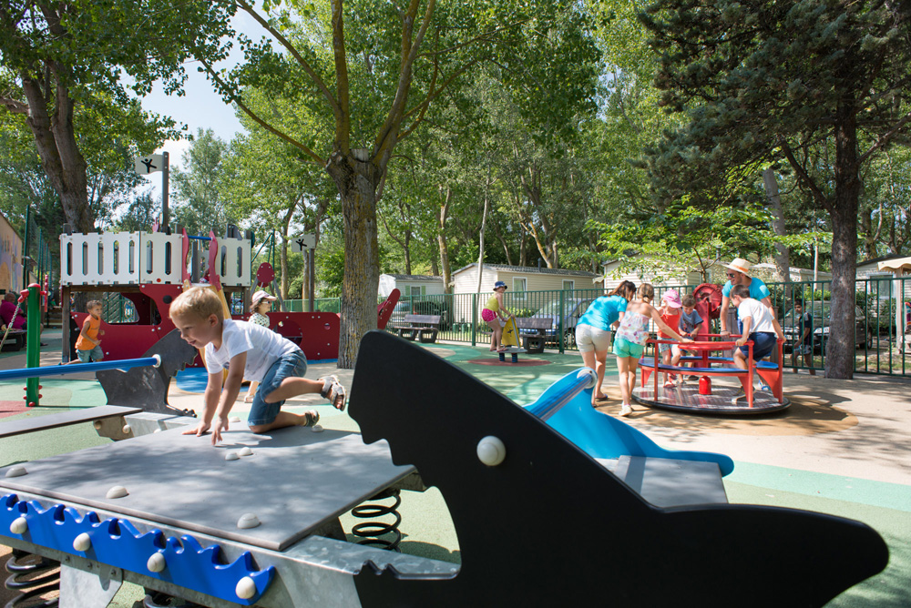 Abri de Camargue Languedoc-Rosellón - Le Grau-du-Roi visuel 27/29 Abri de Camargue Languedoc-Rosellón - Le Grau-du-Roi visuel 27/29