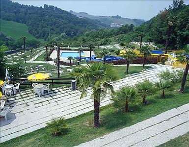 Arizona Emilia-Romaña - Tabiano Terme visuel 7/10 Arizona Emilia-Romaña - Tabiano Terme visuel 7/10