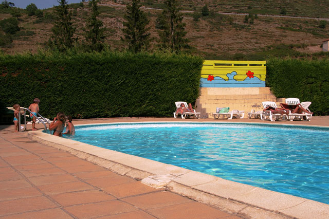 Au Bord de l'Eau Rock’n Camp - Auvernia - Goudet visuel 2/10 Au Bord de l'Eau Rock’n Camp - Auvernia - Goudet visuel 2/10