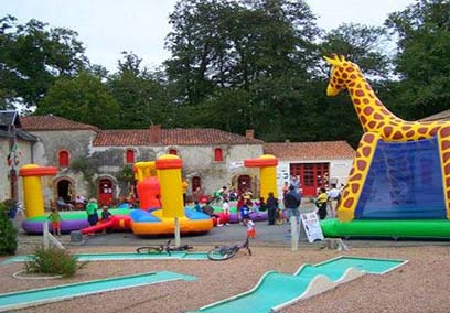 Château de la Forêt Países del Loira - Saint-Julien-des-Landes visuel 8/10 Château de la Forêt Países del Loira - Saint-Julien-des-Landes visuel 8/10