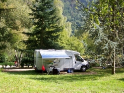 Clair Martin Ródano-Alpes - Allevard visuel 8/10 Clair Martin Ródano-Alpes - Allevard visuel 8/10