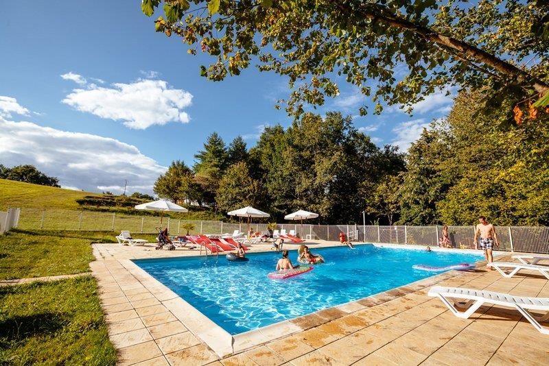 Domaine de Corneuil Aquitania - Saint-Sulpice-de-Mareuil visuel 2/11 Domaine de Corneuil Aquitania - Saint-Sulpice-de-Mareuil visuel 2/11