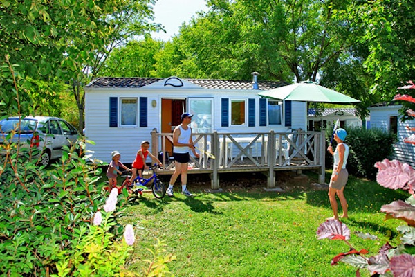 Domaine de Fromengal Aquitania - Le Buisson de Cadouin visuel 4/6 Domaine de Fromengal Aquitania - Le Buisson de Cadouin visuel 4/6