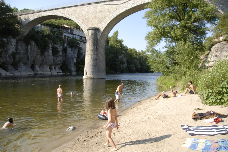 Camping du Pont Ródano-Alpes - Pradons visuel 6/6 Camping du Pont Ródano-Alpes - Pradons visuel 6/6