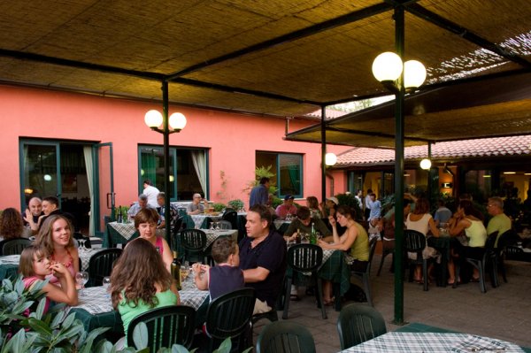 Flaminio Village Camping Bungalow Park Lacio - Rome visuel 8/11 Flaminio Village Camping Bungalow Park Lacio - Rome visuel 8/11