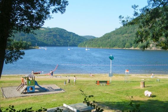 Hameau de chalets de la Chazotte Auvernia - Saint-Jacques-d'Ambur visuel 2/8 Hameau de chalets de la Chazotte Auvernia - Saint-Jacques-d'Ambur visuel 2/8