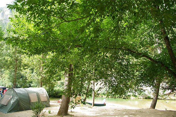 La Blaquière Languedoc-Rosellón - Les Vignes visuel 3/11 La Blaquière Languedoc-Rosellón - Les Vignes visuel 3/11