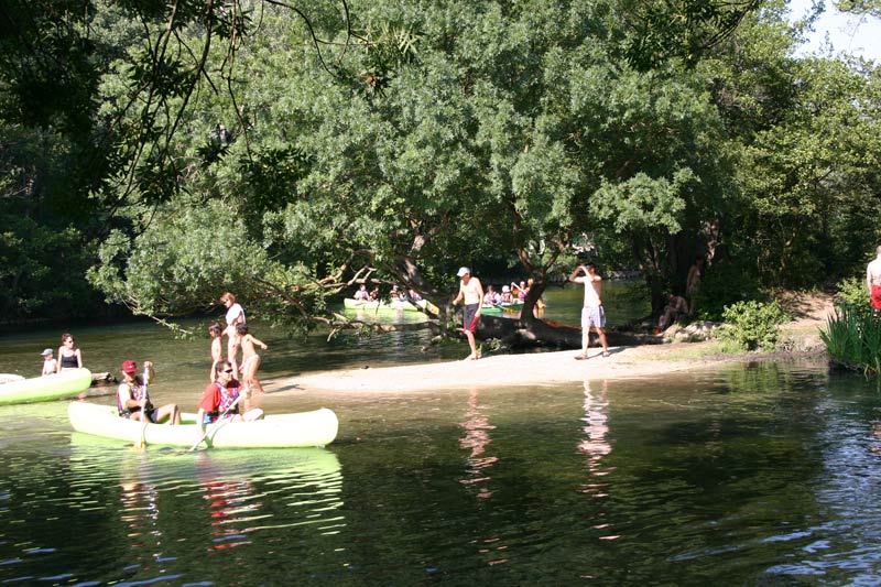 La Sorguette Provenza-Alpes-Costa Azul - L'Isle-sur-la-Sorgue visuel 2/11 La Sorguette Provenza-Alpes-Costa Azul - L'Isle-sur-la-Sorgue visuel 2/11