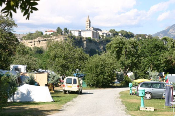 La Vieille Ferme Provenza-Alpes-Costa Azul - Embrun visuel 1/1 La Vieille Ferme Provenza-Alpes-Costa Azul - Embrun visuel 1/1