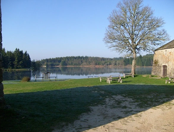 Lac de Devesset Ródano-Alpes - Saint-Agrève visuel 4/4