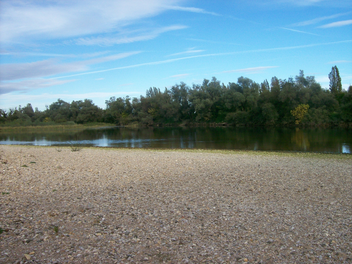 Le Canoë Franco Condado - Chaussin visuel 4/4 Le Canoë Franco Condado - Chaussin visuel 4/4