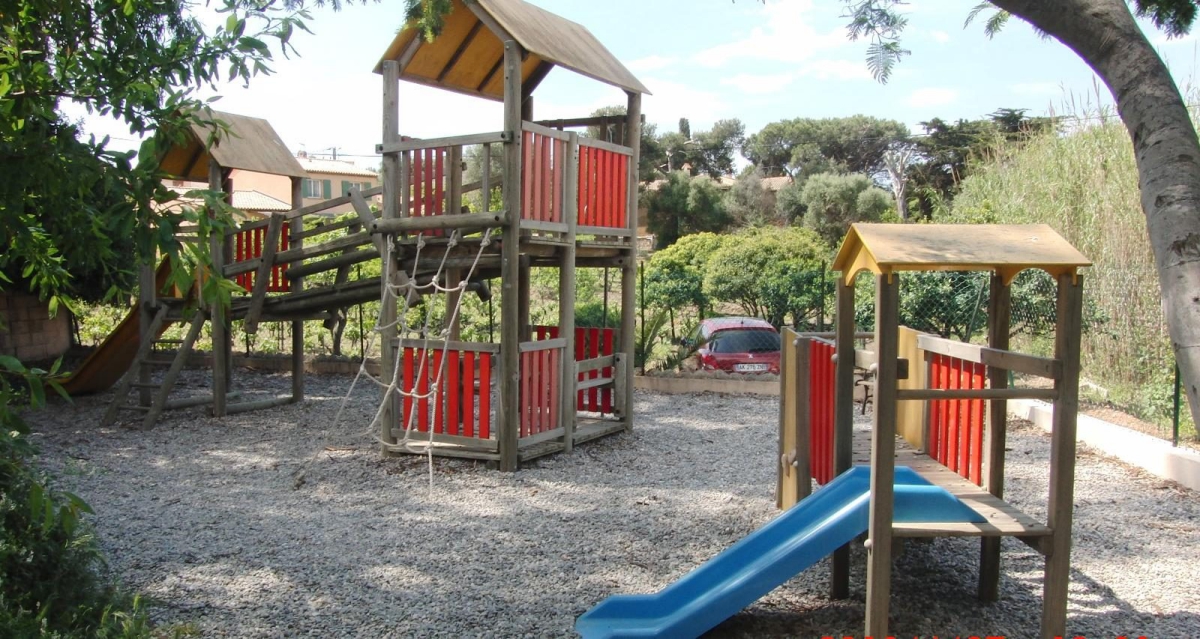 Le Clair de Lune Provenza-Alpes-Costa Azul - Hyères visuel 9/11 Le Clair de Lune Provenza-Alpes-Costa Azul - Hyères visuel 9/11