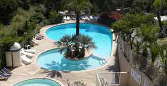 Le Dattier Provenza-Alpes-Costa Azul - Fréjus visuel 1/1 Le Dattier Provenza-Alpes-Costa Azul - Fréjus visuel 1/1