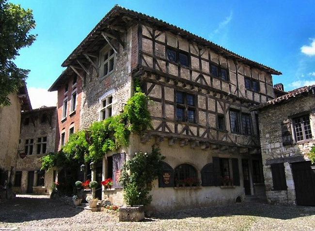 Camping de Mépillat Ródano-Alpes - Saint-Nizier-le-Bouchoux visuel 9/13 Camping de Mépillat Ródano-Alpes - Saint-Nizier-le-Bouchoux visuel 9/13