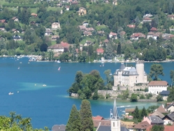 Le Familial Ródano-Alpes - Duingt visuel 1/2 Le Familial Ródano-Alpes - Duingt visuel 1/2