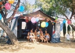 Le Fun Languedoc-Rosellón - Fitou visuel 2/2 Le Fun Languedoc-Rosellón - Fitou visuel 2/2