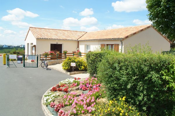 Le Futuriste Poitou-Charentes - Saint-Georges-lès-Baillargeaux visuel 3/9 Le Futuriste Poitou-Charentes - Saint-Georges-lès-Baillargeaux visuel 3/9