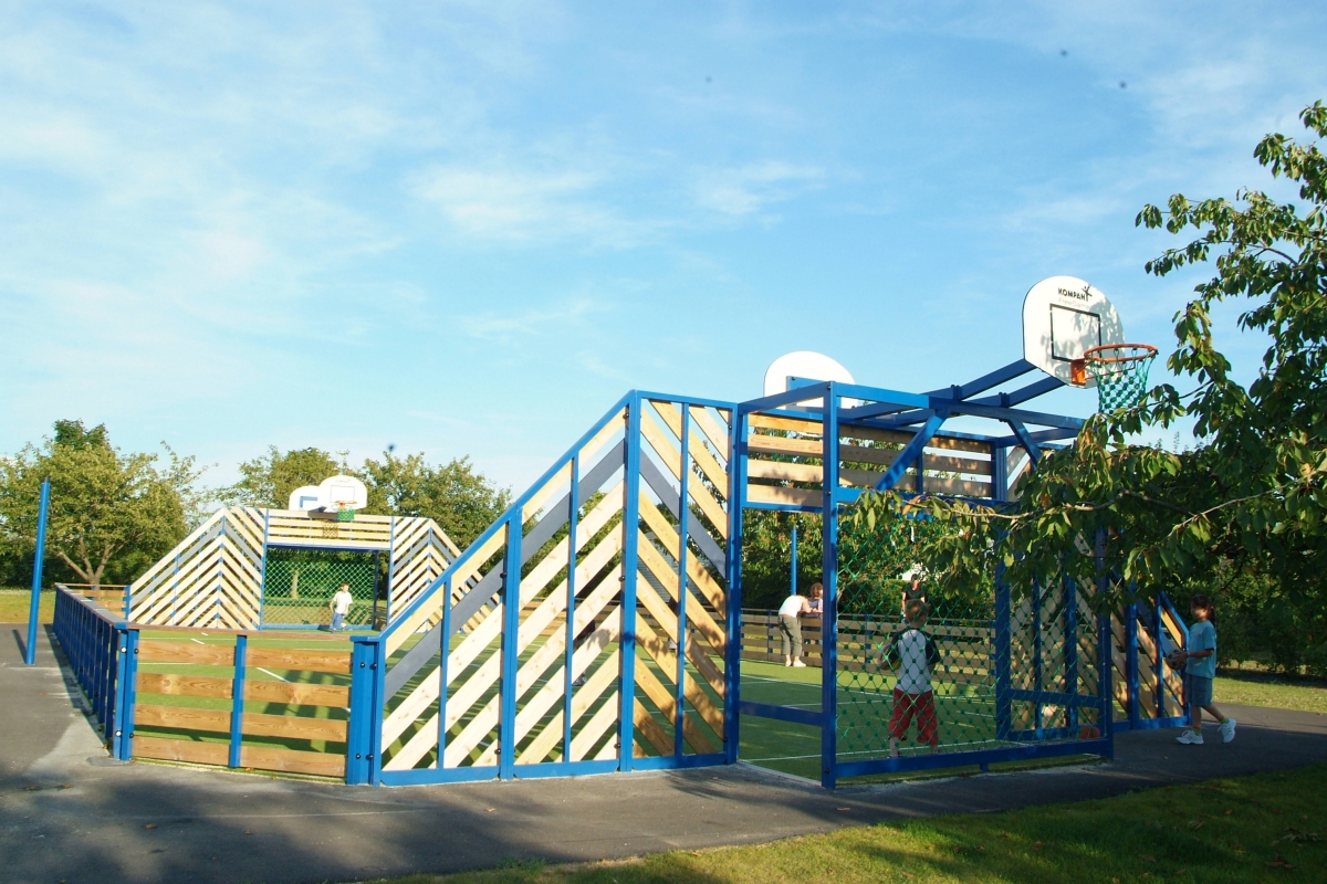 Le Futuriste Poitou-Charentes - Saint-Georges-lès-Baillargeaux visuel 8/9 Le Futuriste Poitou-Charentes - Saint-Georges-lès-Baillargeaux visuel 8/9