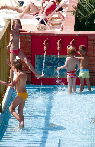 Le Haras Languedoc-Rosellón - Palau-del-Vidre visuel 5/10 Le Haras Languedoc-Rosellón - Palau-del-Vidre visuel 5/10