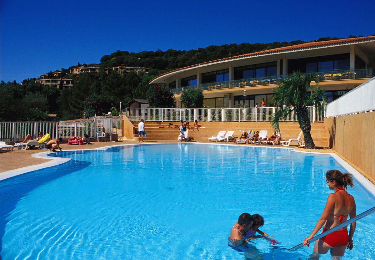 Le Parc des Chênes Provenza-Alpes-Costa Azul - La Croix-Valmer visuel 1/8 Le Parc des Chênes Provenza-Alpes-Costa Azul - La Croix-Valmer visuel 1/8