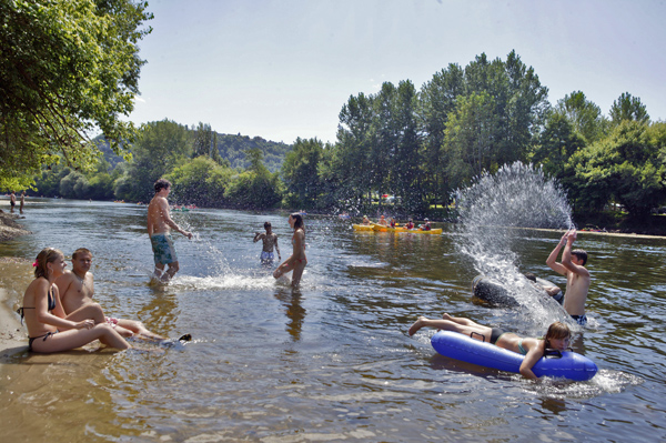 Le Perpetuum Aquitania - Domme visuel 9/15 Le Perpetuum Aquitania - Domme visuel 9/15